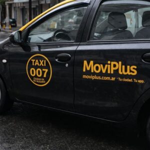 Vinilo troquelado para pegar en el taxi